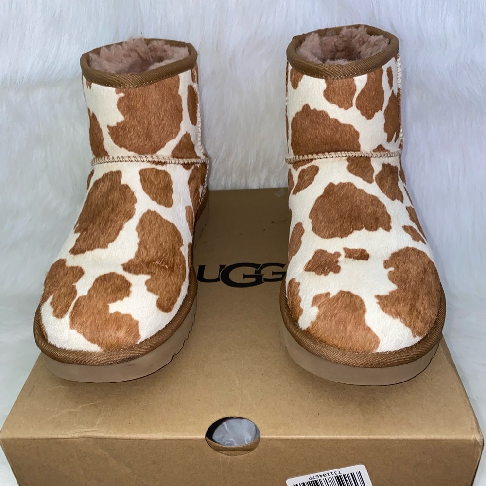❌Sold!❌EUC Cowhide Ugg Boots
